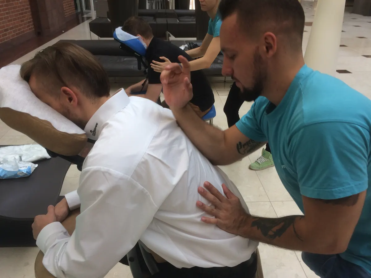 masaż biurowy corporate wellness mobilemed 